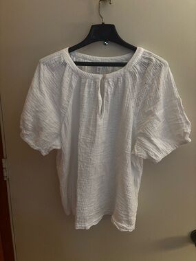 Time and Tru Women's White Gauze Peasant Top - Lightweight Button Neck